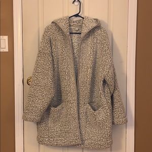 AE Hooded Sherpa